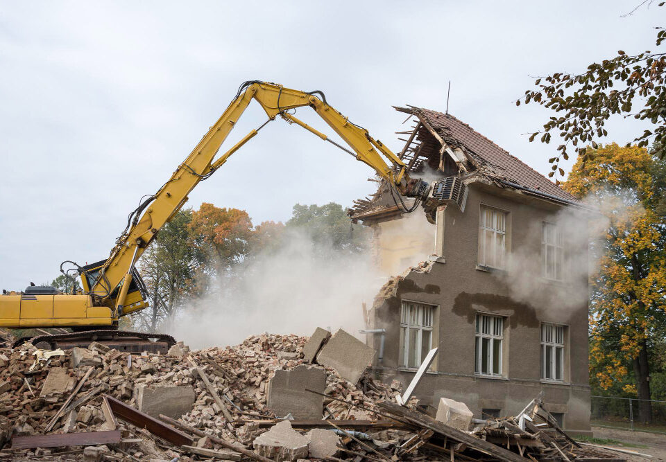 What Factors Should You Verify When Choosing a Demolition Service