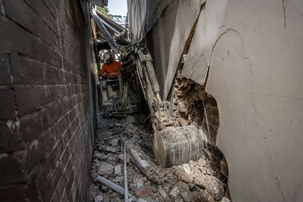 Tight Access Demolition: What Can Go Wrong Without the Right Team